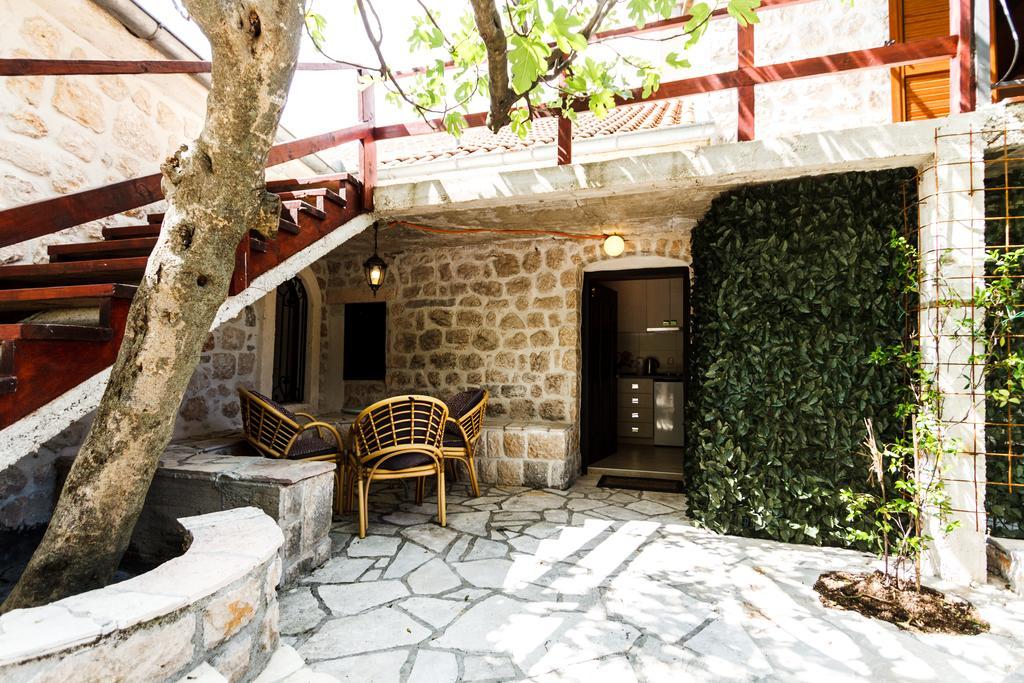 Hill Apartments Kotor Exterior photo